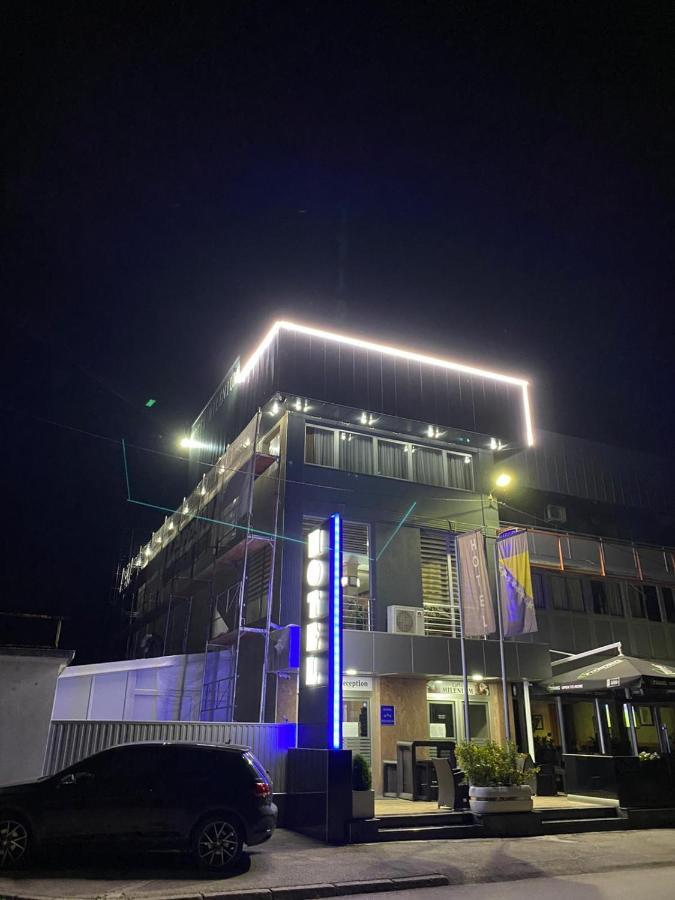 Hotel New Milenium Lukavac Exterior photo