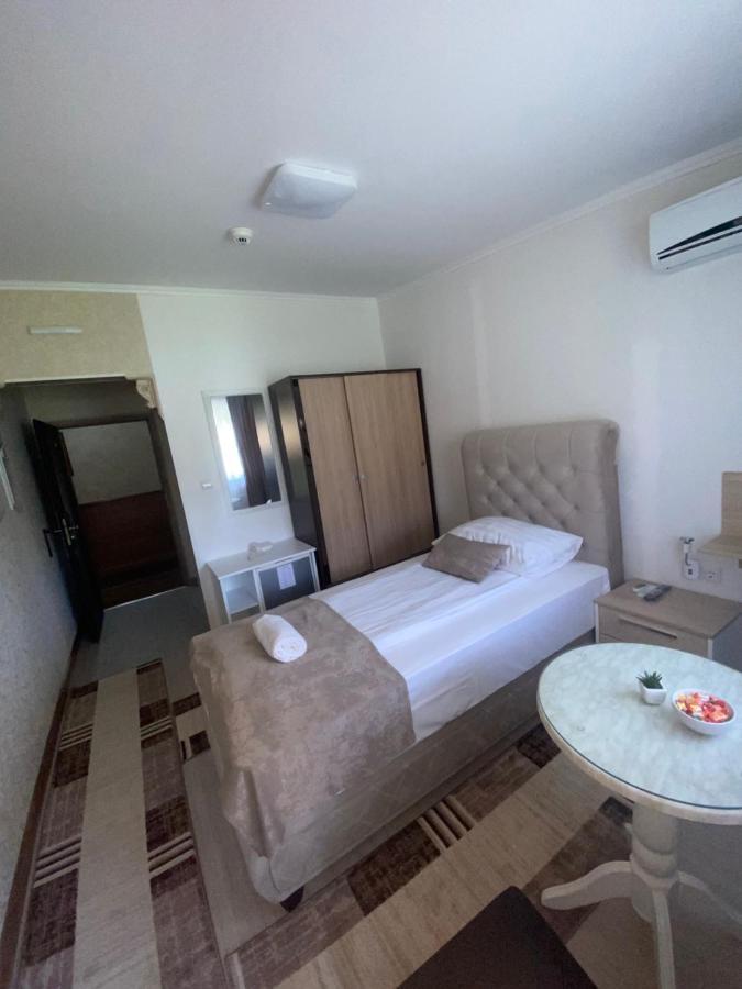 Hotel New Milenium Lukavac Exterior photo